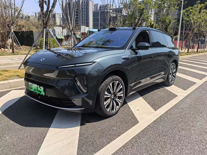 Фото 1 - Nio ES8