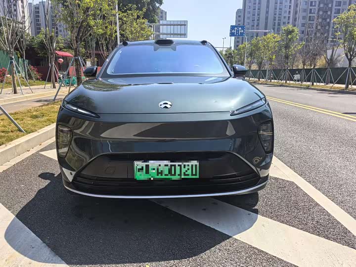 Фото 2 - Nio ES8