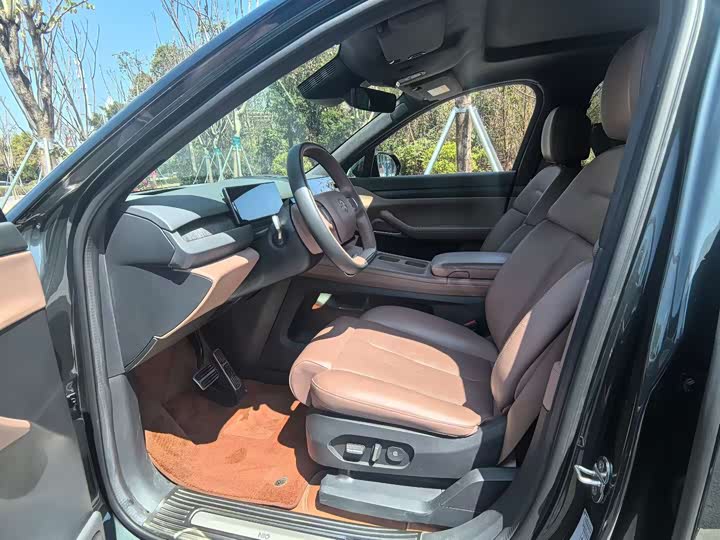 Фото 4 - Nio ES8