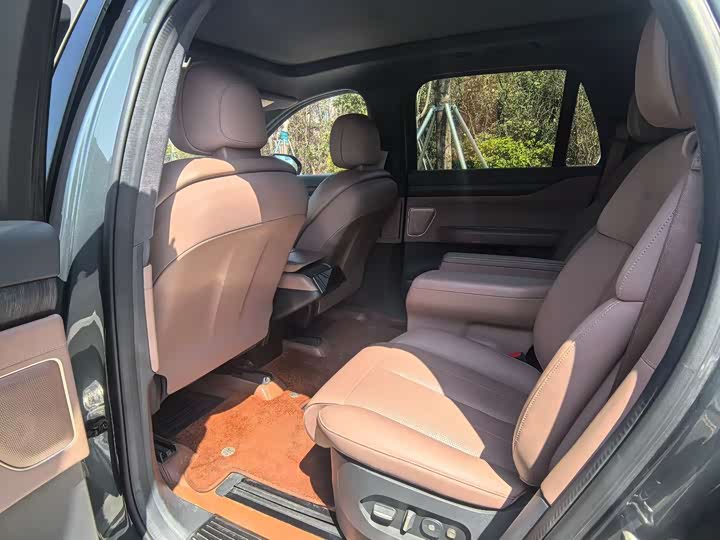 Фото 5 - Nio ES8