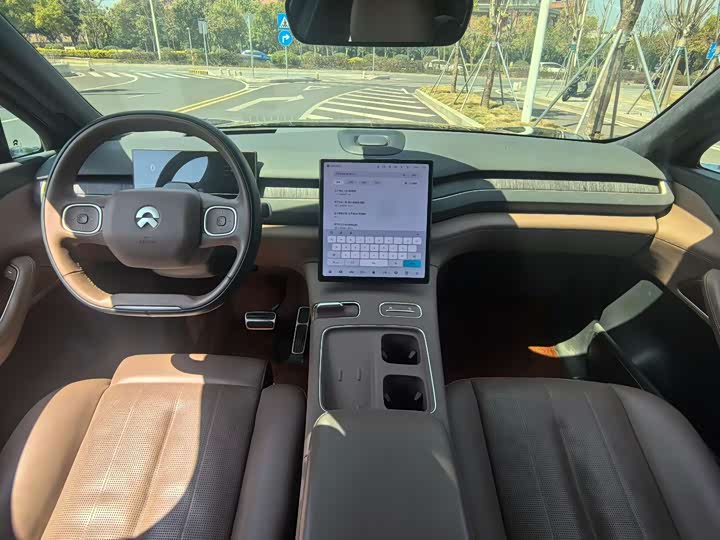 Фото 6 - Nio ES8