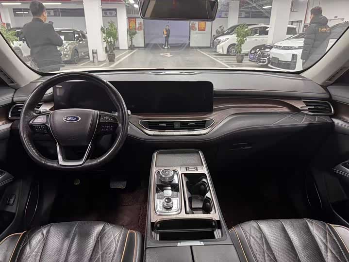 Photo 8 - Ford Equator