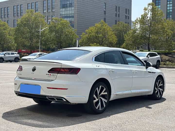 Фото 4 - Volkswagen CC