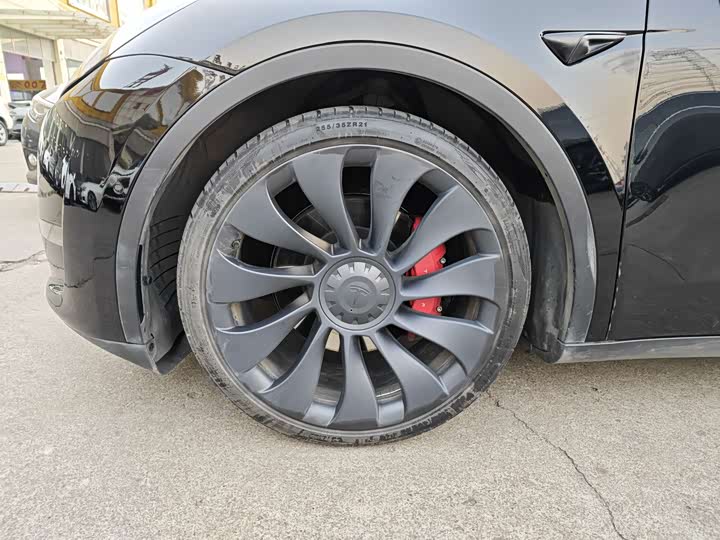 Фото 7 - Tesla Model Y