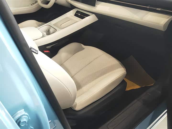 Фото 8 - Baojun Yunhai