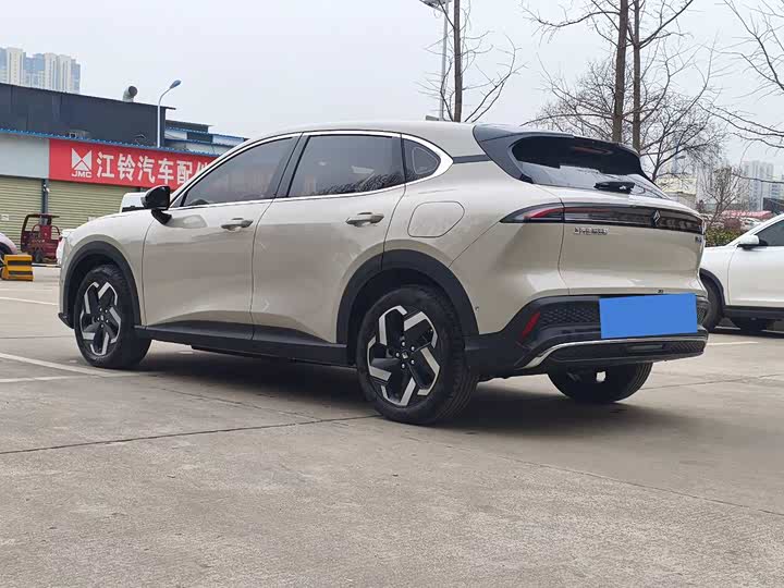 Photo 6 - Baojun Yunhai