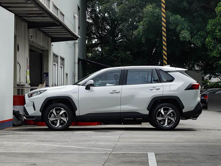 Toyota RAV4 Hybrid 2024 2024款 2.5L 两驱精英Pro