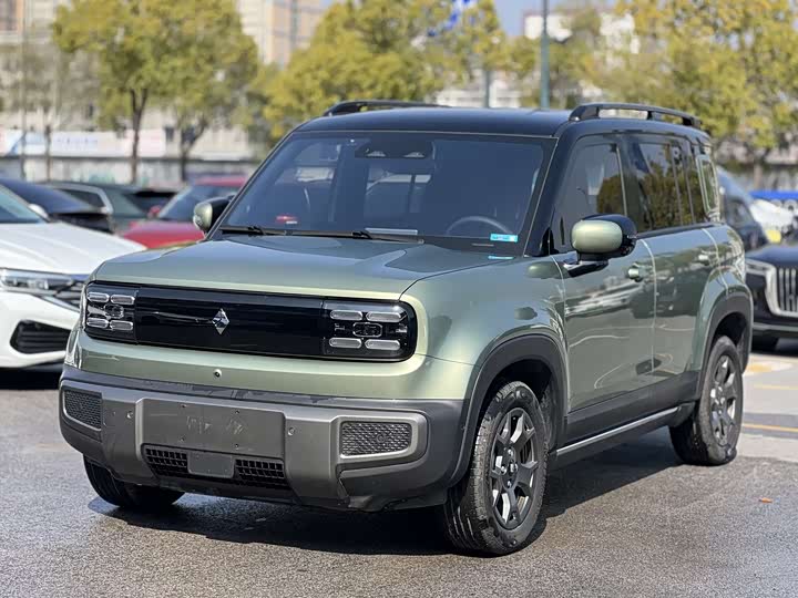 Photo 1 - Baojun Yep Plus