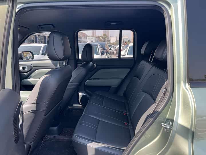 Photo 5 - Baojun Yep Plus