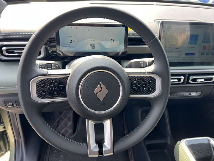 Photo 8 - Baojun Yep Plus