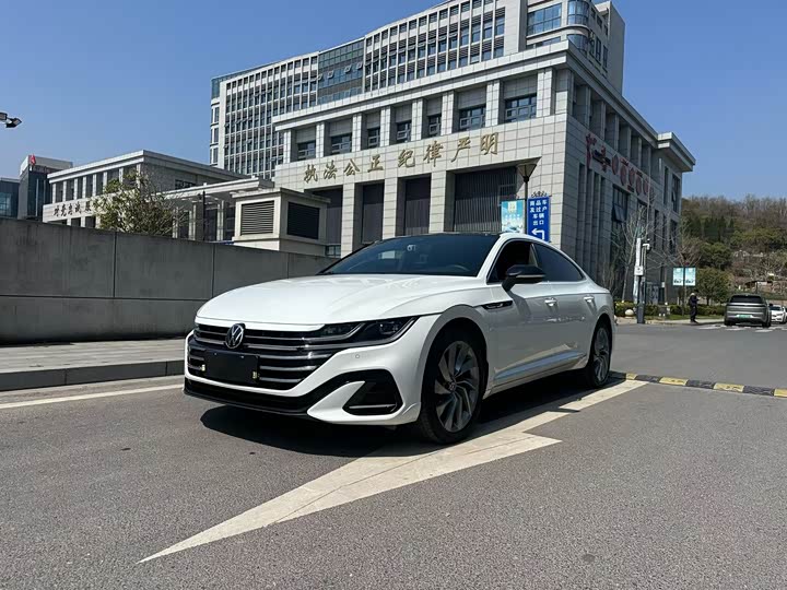 Фото 1 - Volkswagen CC