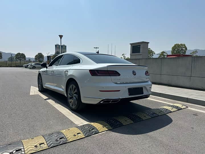 Фото 7 - Volkswagen CC