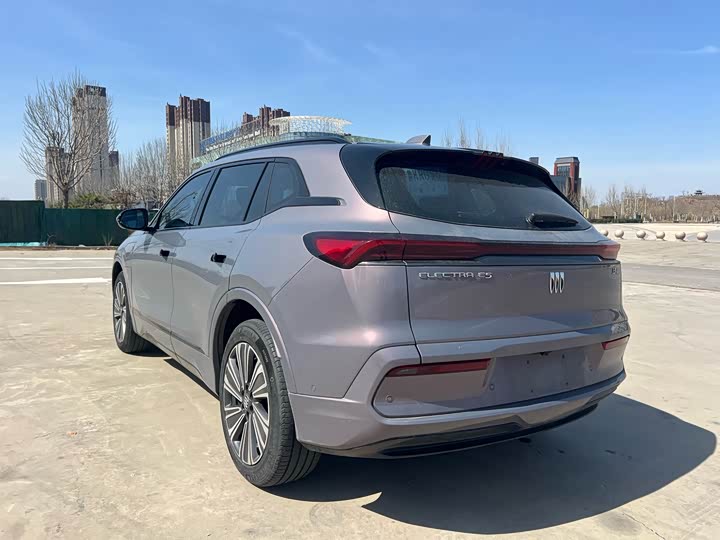 Фото 7 - Buick Electra E5