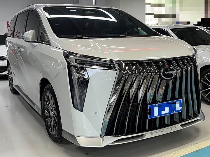 Фото 3 - GAC Trumpchi M8