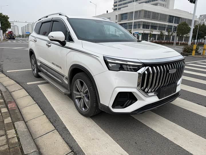 Photo 3 - Geely Okavango L