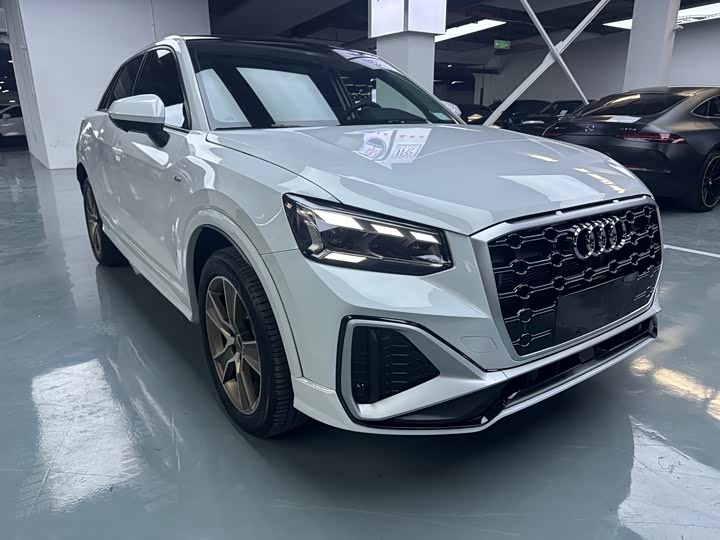 Фото 3 - Audi Q2L