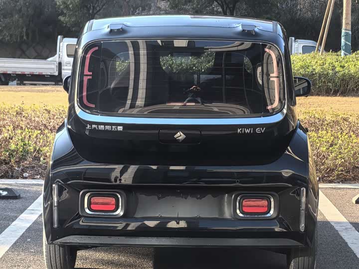 Photo 5 - Baojun KiWi EV