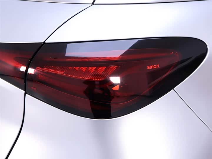 Фото 9 - Smart #1