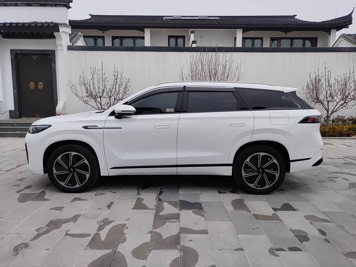 Photo 4 - Chery Fulwin T10