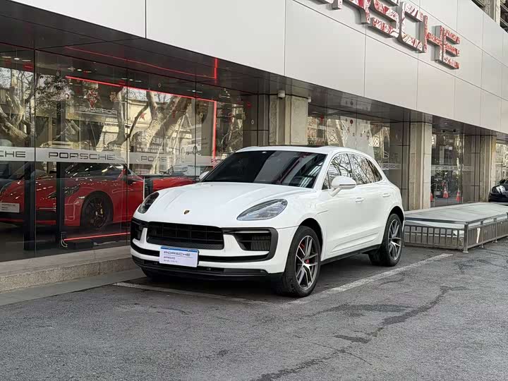 Фото 1 - Porsche Macan