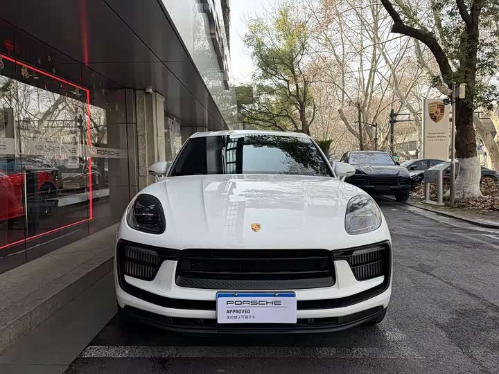 Фото 2 - Porsche Macan