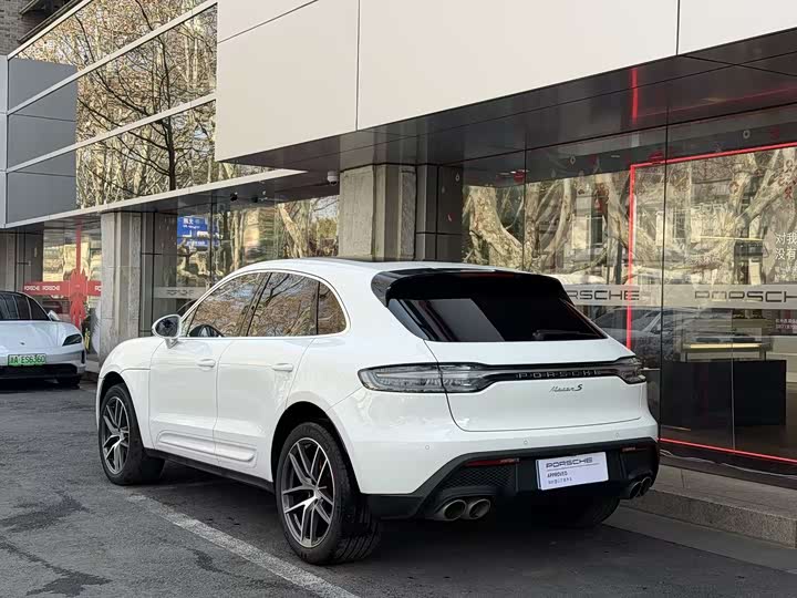 Фото 3 - Porsche Macan