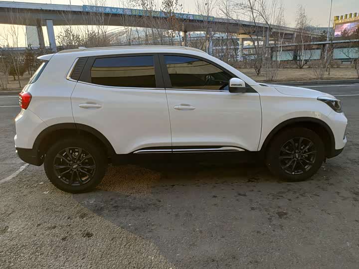 Фото 4 - Chery Tiggo 5x