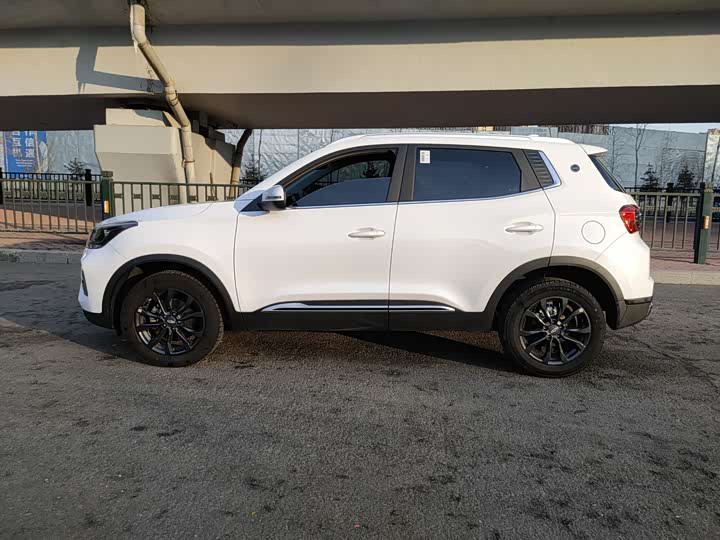 Фото 8 - Chery Tiggo 5x