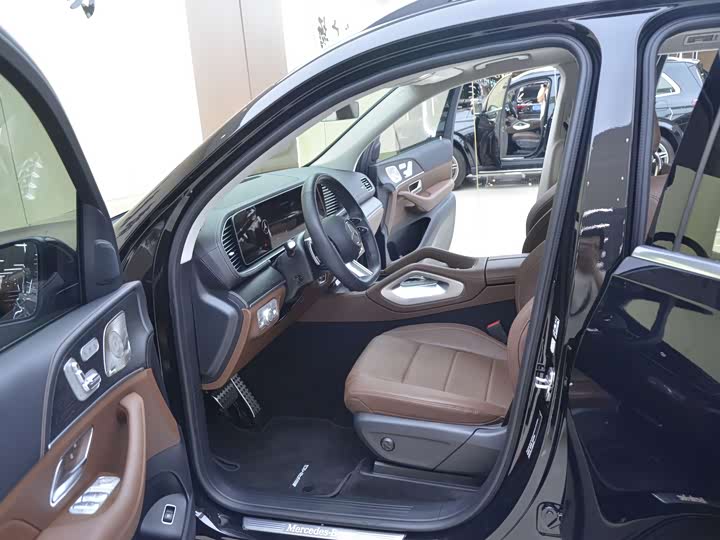 Фото 4 - Mercedes-Benz GLS-Class