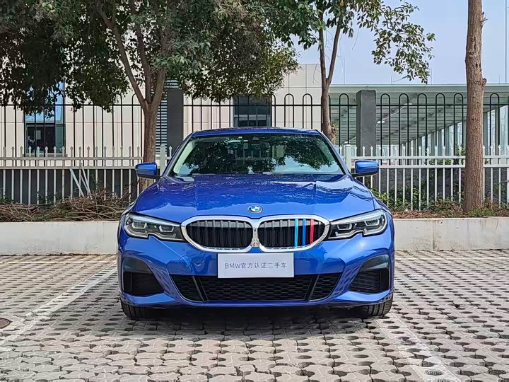 Фото 2 - BMW 3 Series