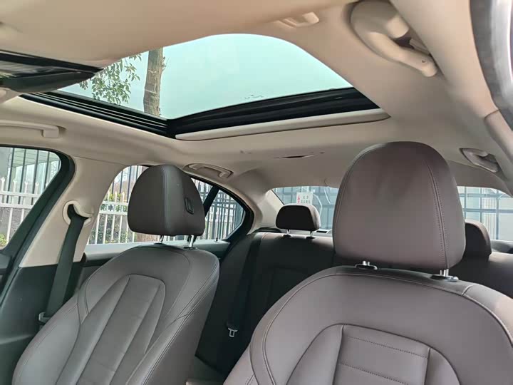 Фото 6 - BMW 3 Series