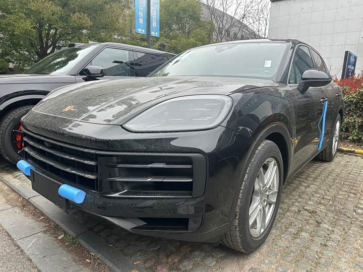 Фото 1 - Porsche Cayenne