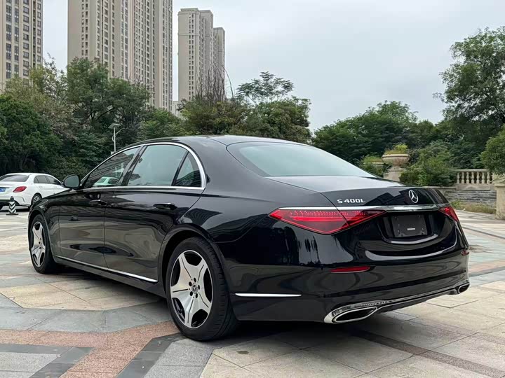 Фото 9 - Mercedes-Benz S-Class