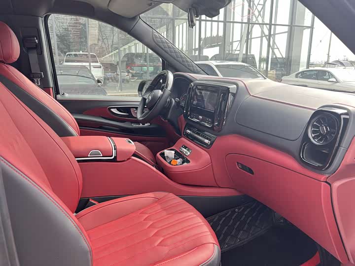 Photo 4 - Mercedes-Benz Vito