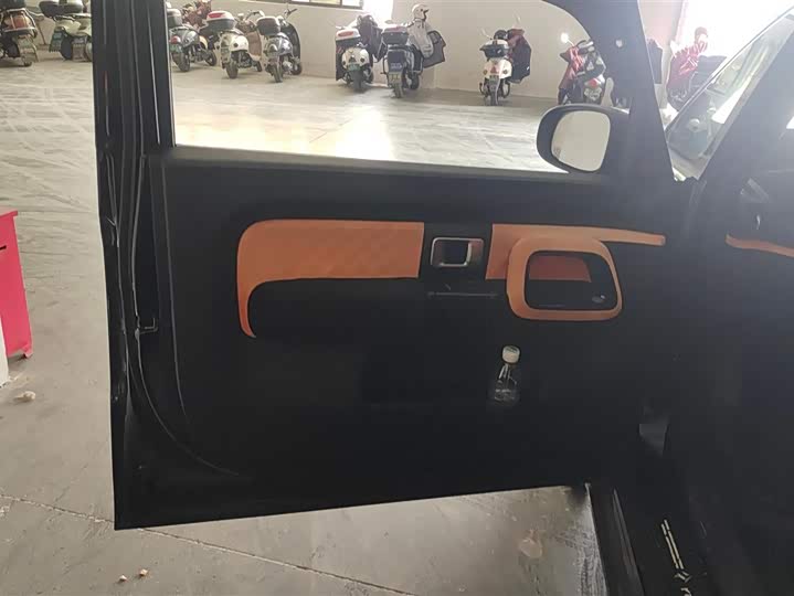 Фото 7 - Baojun KiWi EV