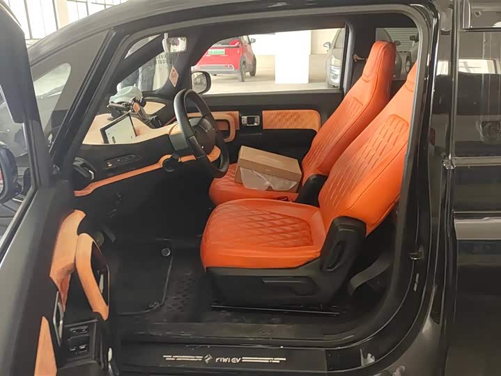 Фото 9 - Baojun KiWi EV