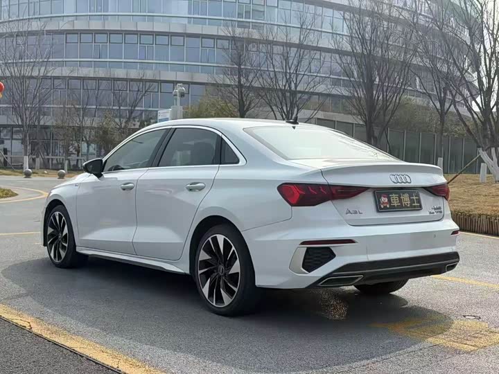 Фото 7 - Audi A3