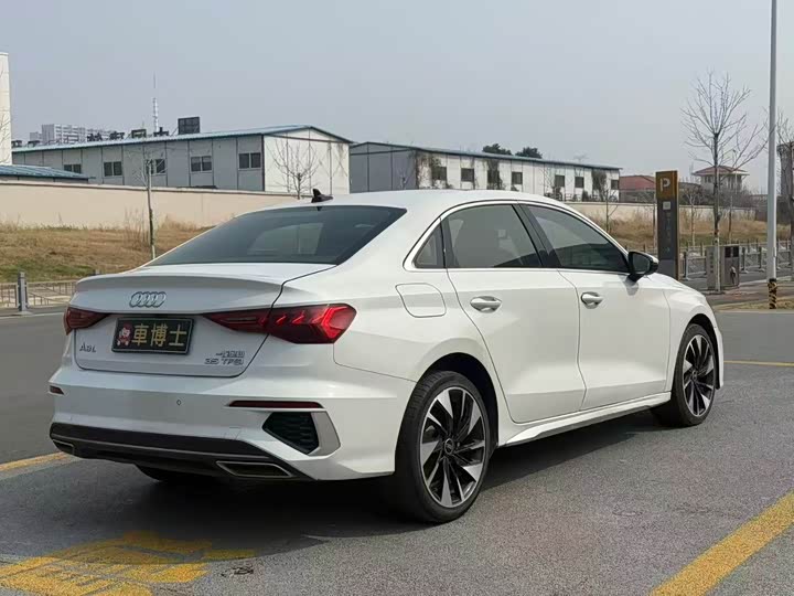 Фото 9 - Audi A3