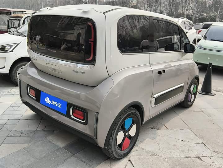 Фото 3 - Baojun KiWi EV
