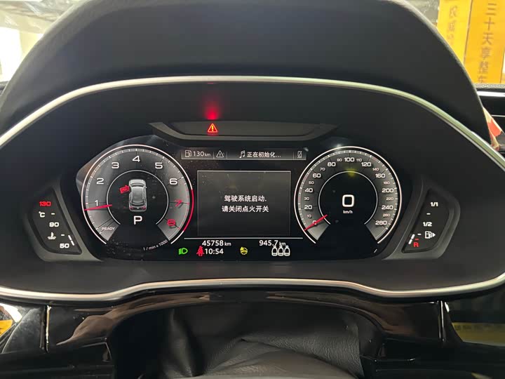 Фото 7 - Audi Q3