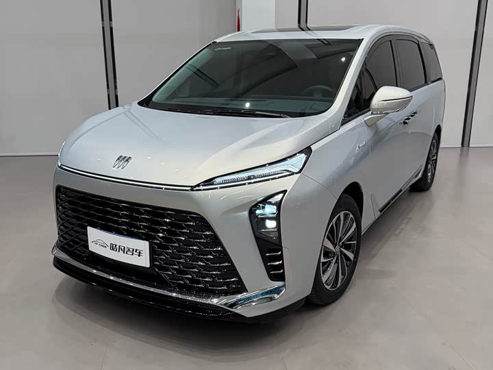 Photo 4 - Buick GL8 ES