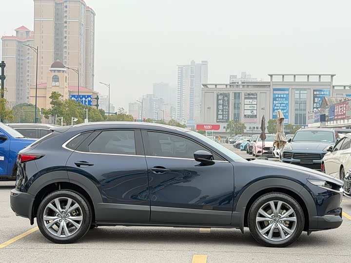 Photo 6 - Mazda CX-30