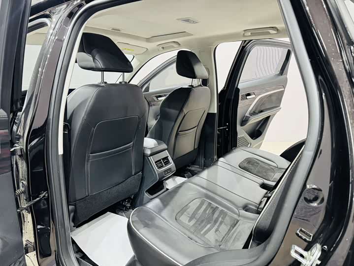 Фото 6 - Haval H6