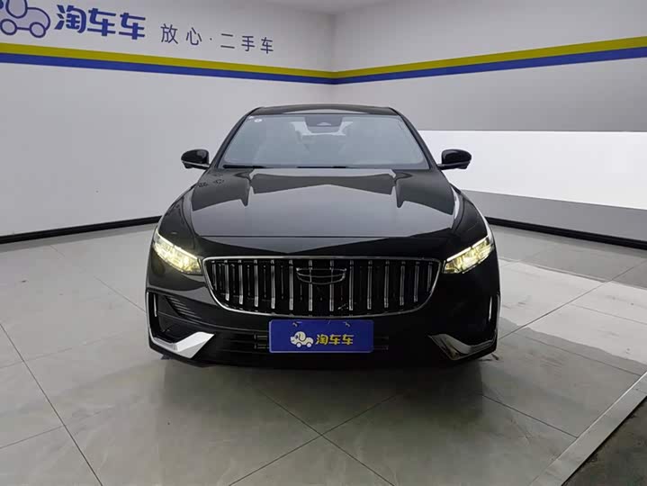 Фото 2 - Geely Preface