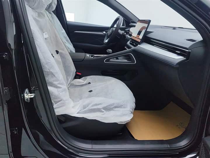 Фото 8 - Geely Preface