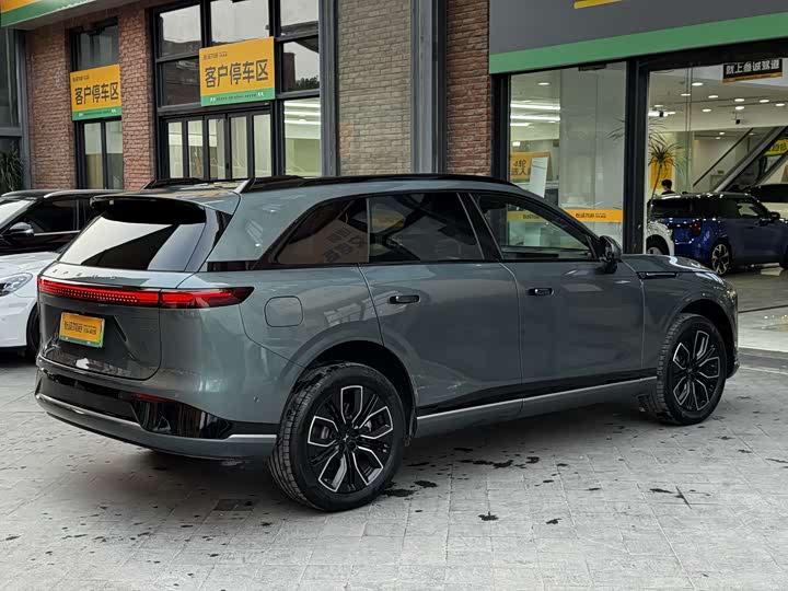 Фото 7 - XPeng G9