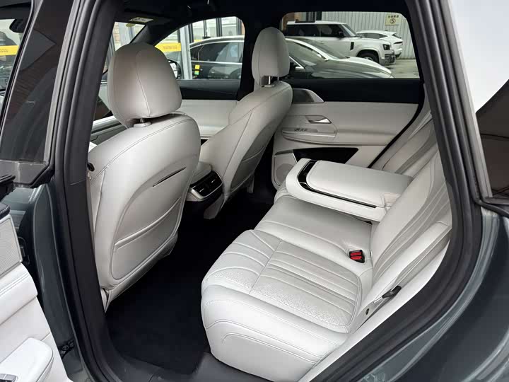 Фото 9 - XPeng G9