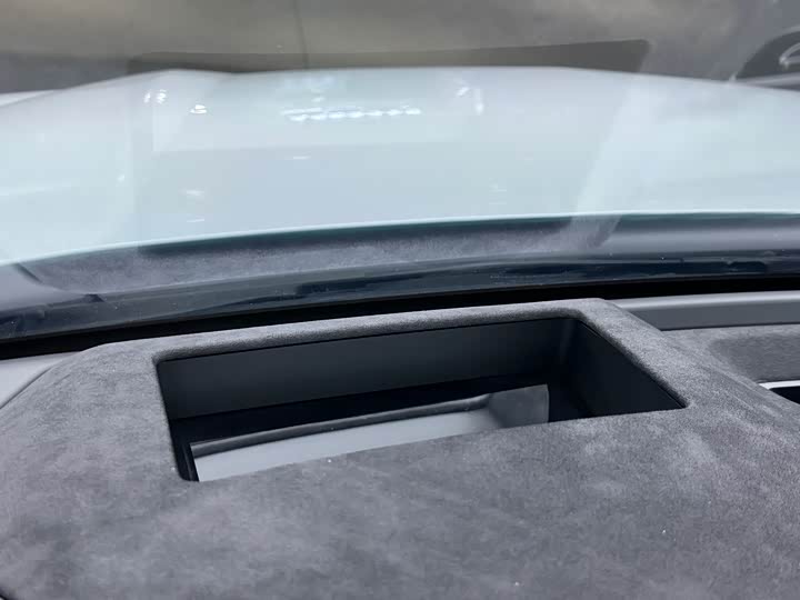 Фото 9 - Lamborghini Urus