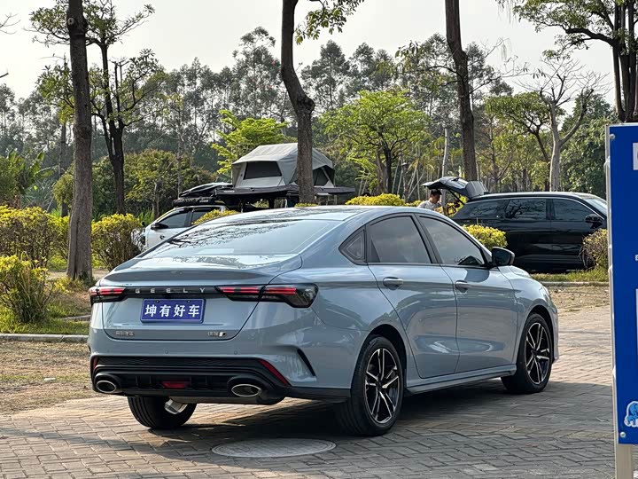 Фото 6 - Geely Binrui