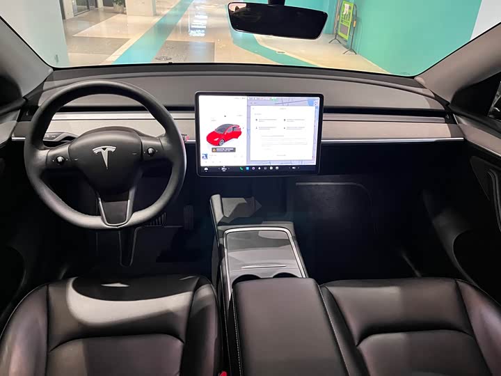 Фото 4 - Tesla Model Y